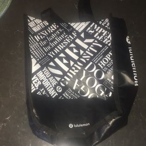 lululemon bag!!